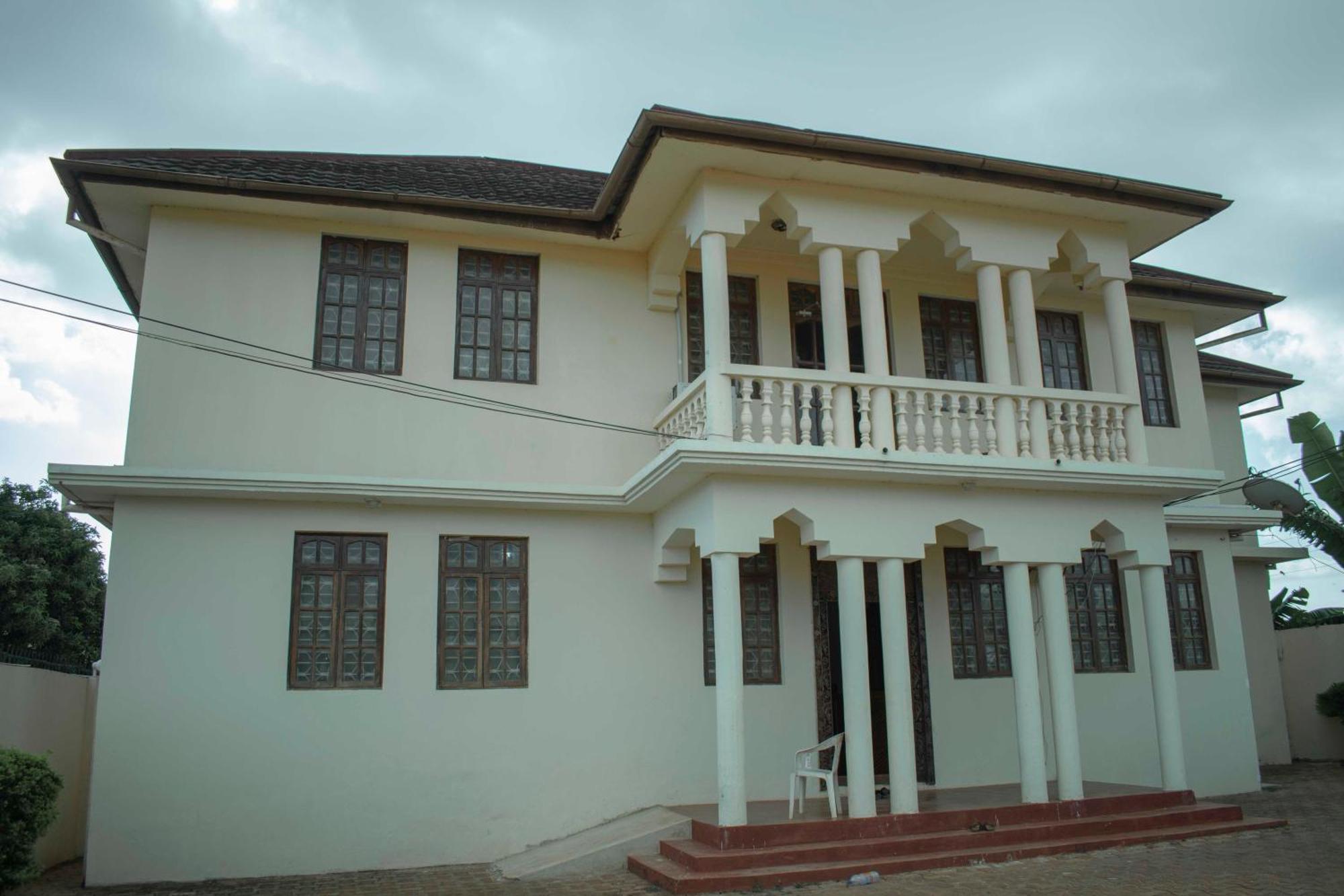 Sulkhan Serviced Apartment Chukwani Екстер'єр фото